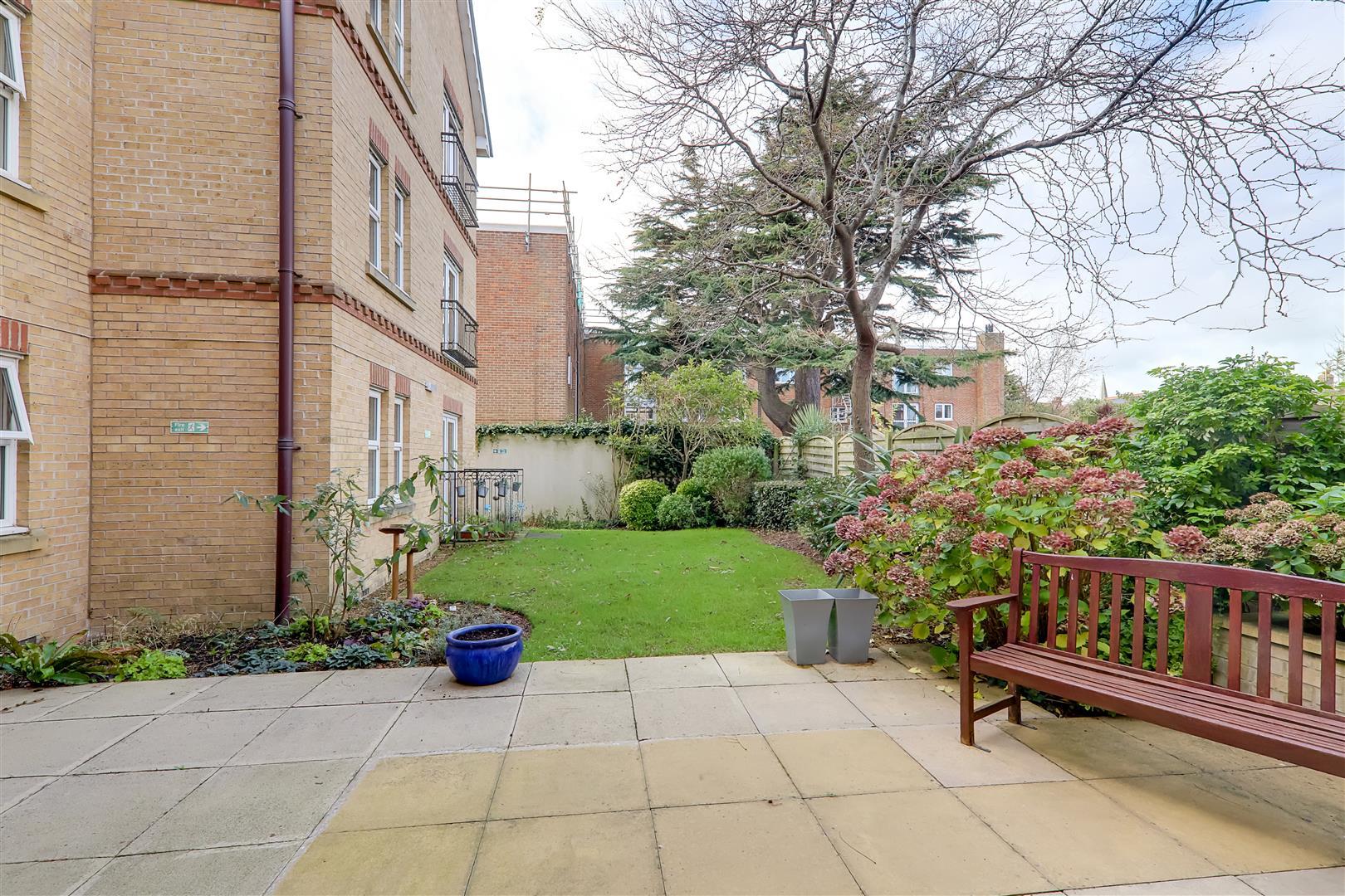 Flat - Retirement | Pegasus Court, Worthing, BN11 | To Let